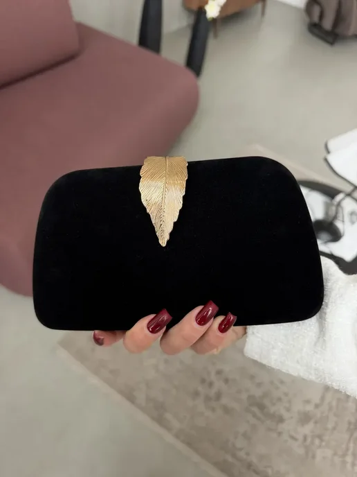 Клатч вечерний на цепочке бархатный, черный