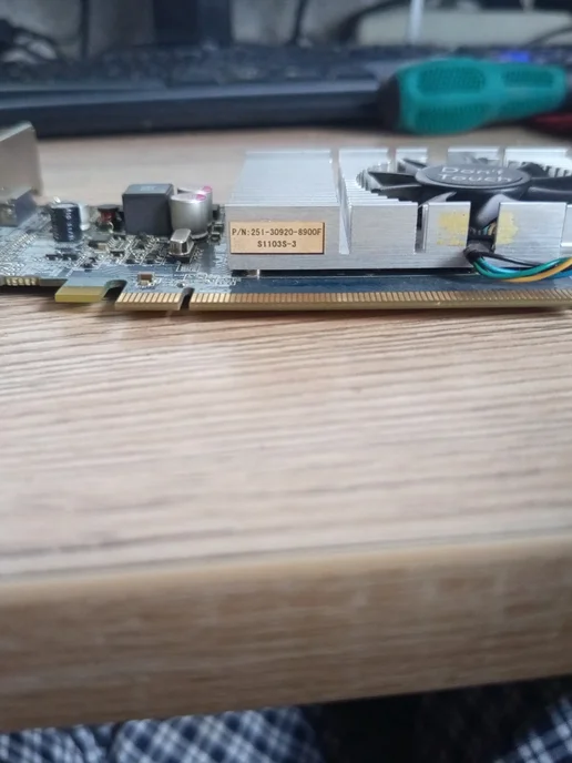AMD Видеокарта AMD Radeon HD 6570, синий, фото 4