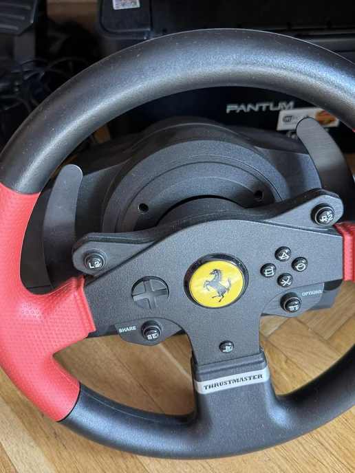 Уцененный руль Thrustmaster T150 Force Feedback (TM 4160628), хороший, вариант